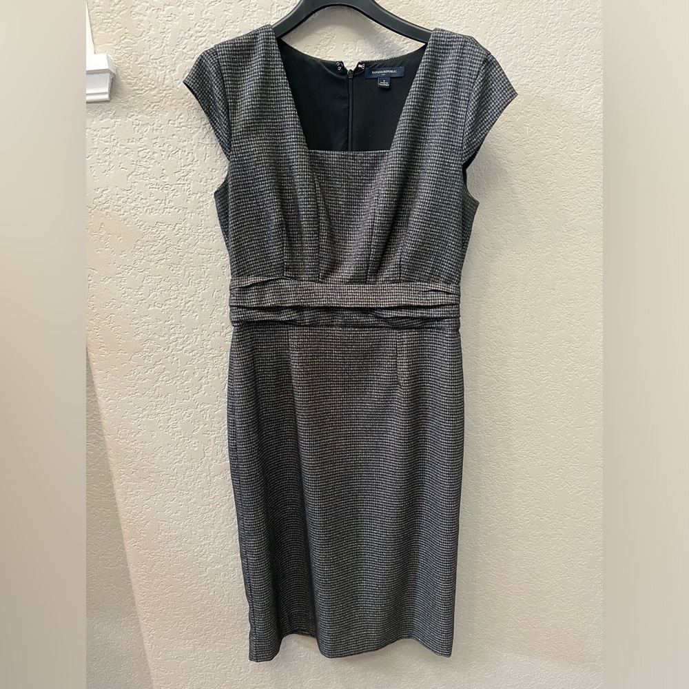 Banana Republic sheath dress